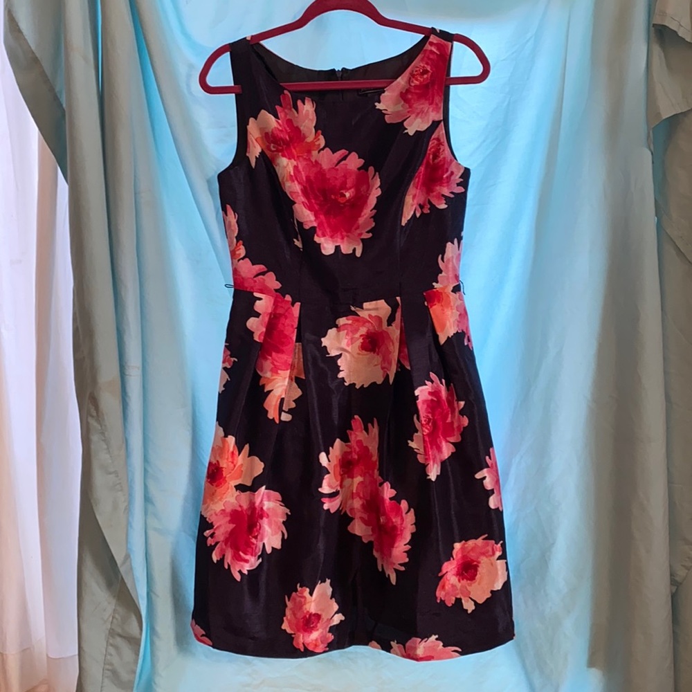 Size 8 Jessica Howard floral dress